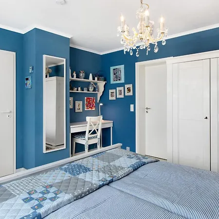 Bluehome