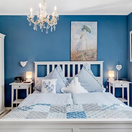 Bluehome Apartment
